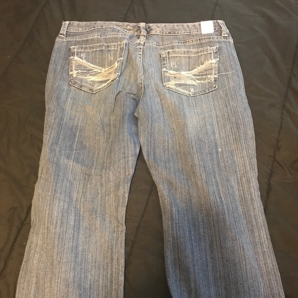 Maurices 13/14 Capris - Picture 2 of 4